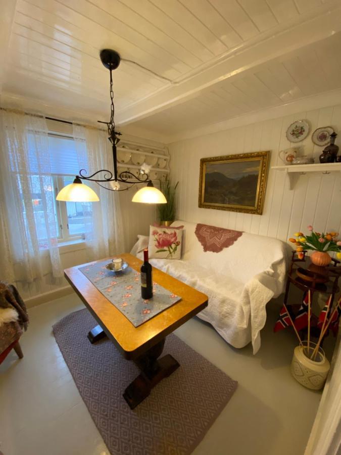 Nordlandshuset "Lottebakken", Ballstad In Lofoten מראה חיצוני תמונה